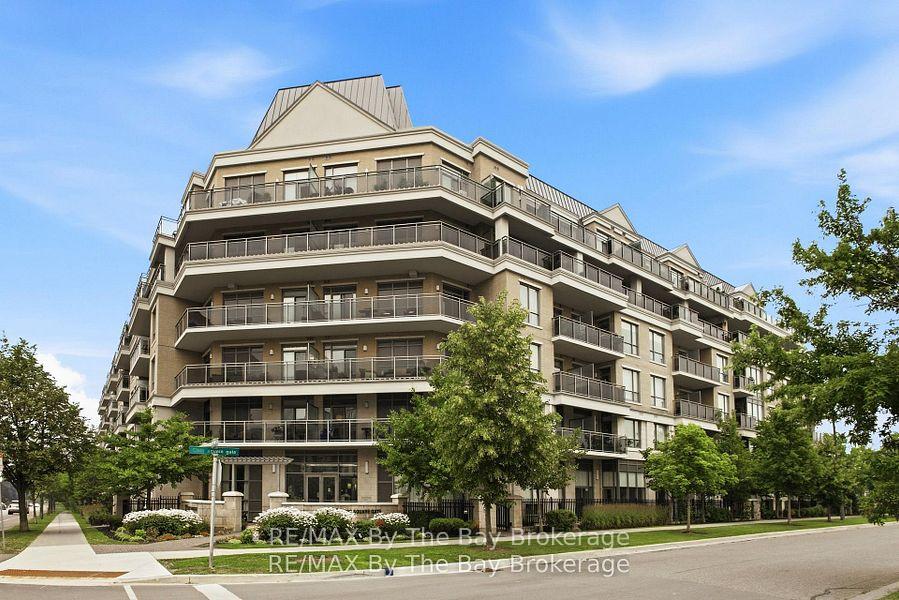 111-civic-square-gate-aurora-ontario-n13759720