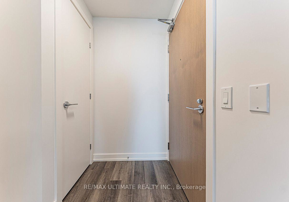 5-meadowdale-road-vaughan-ontario-n13759890