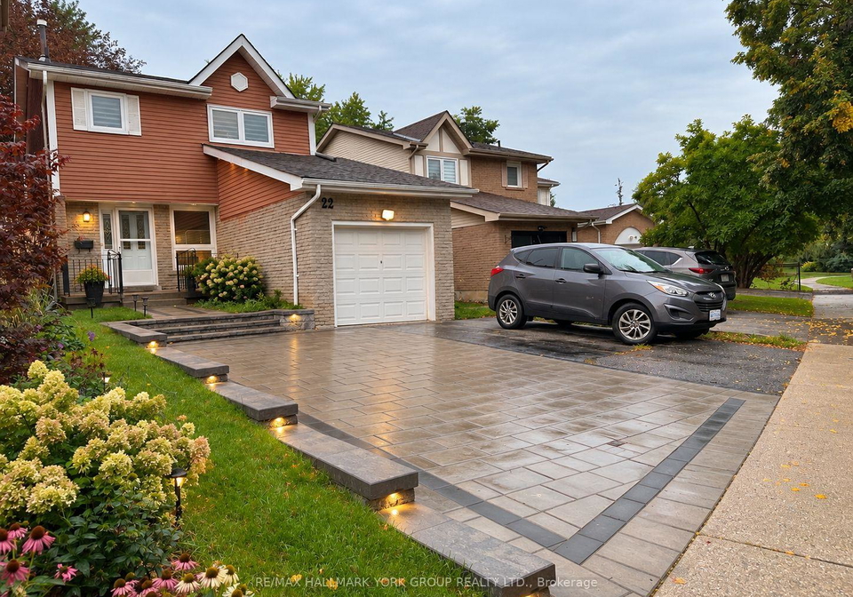 22-thorne-lane-markham-ontario-n13760254
