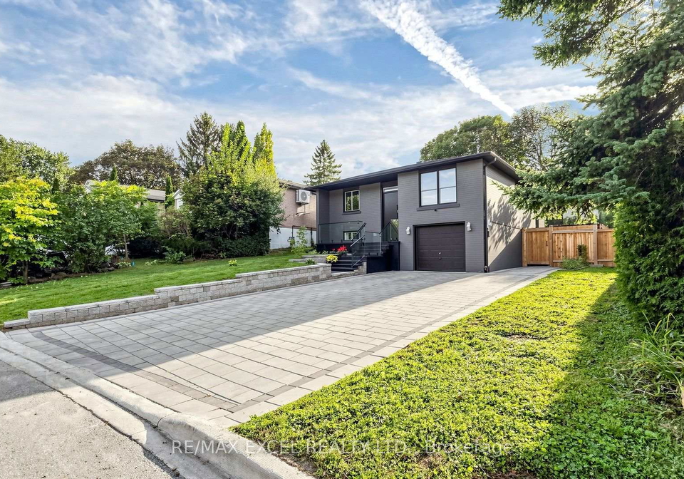 332-dixon-boulevard-newmarket-ontario-n13760728