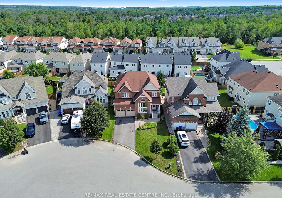 13-lions-court-essa-ontario-n13761266
