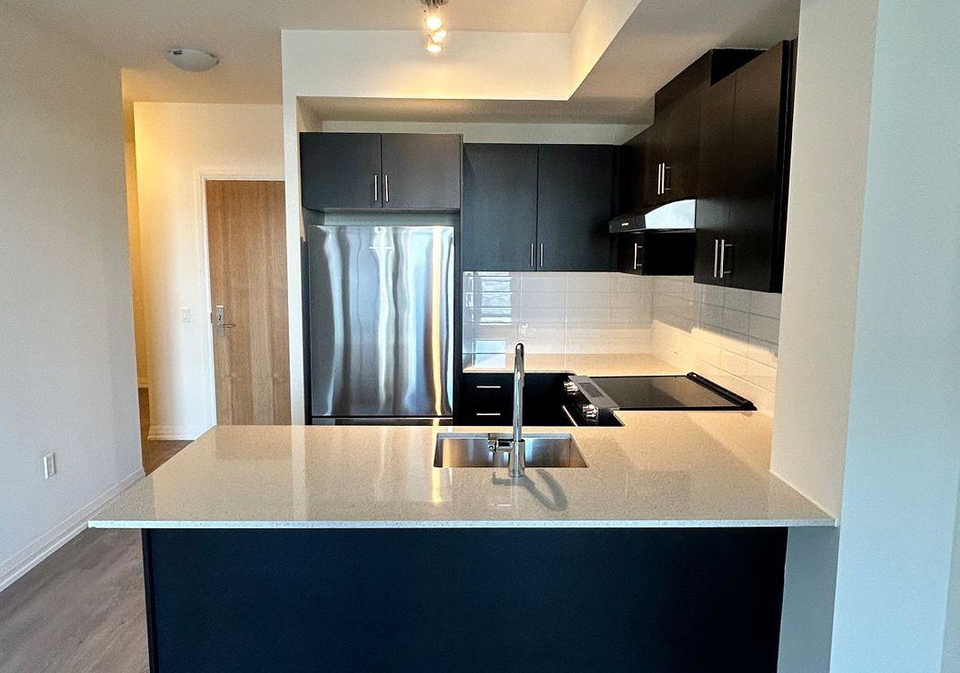 8960-jane-street-vaughan-ontario-n13762096