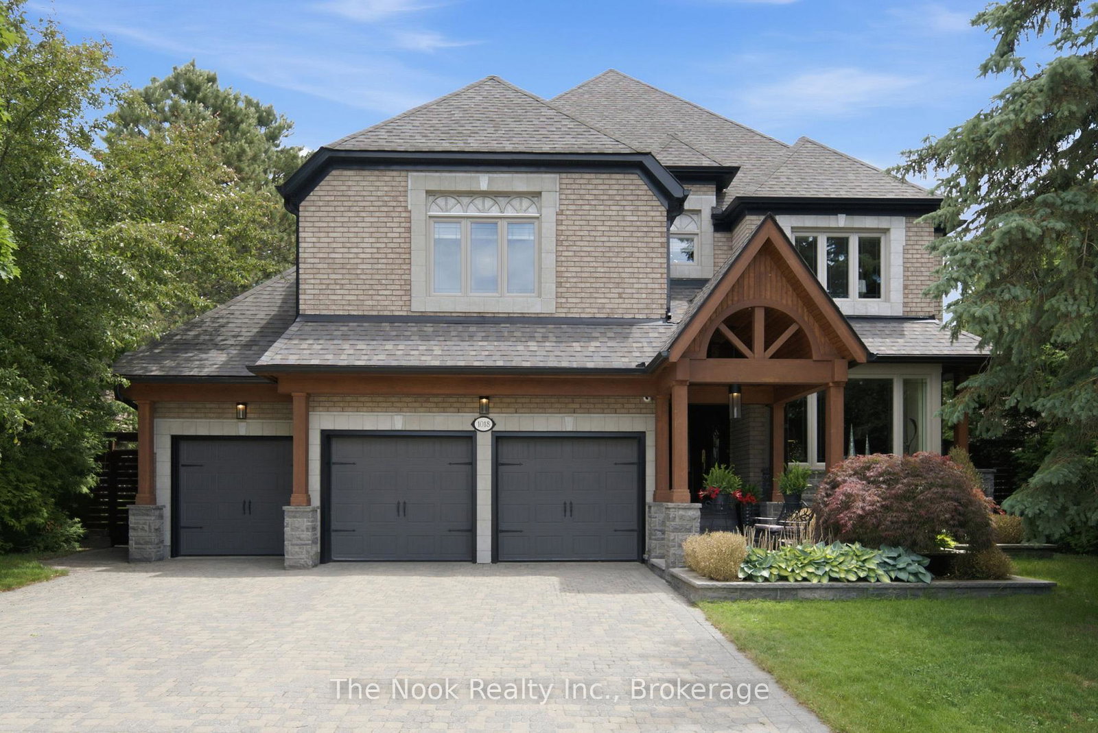 1018-lockwood-circle-newmarket-ontario-n13762554