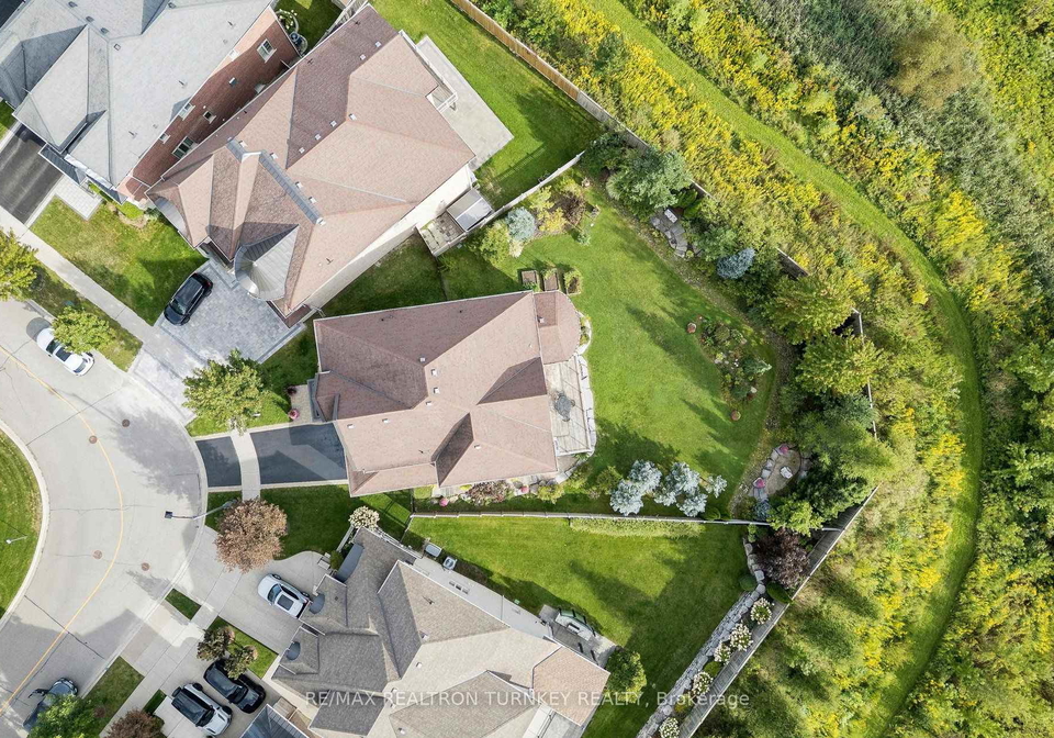76-vines-place-aurora-ontario-n13763448