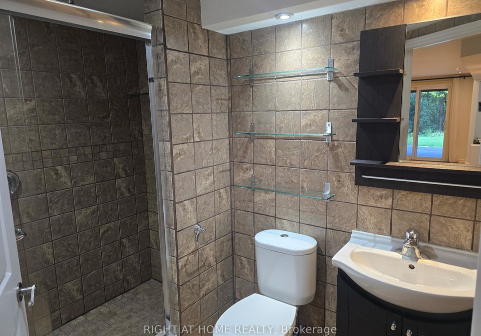 20-lippincott-court-richmond-hill-ontario-n13763822