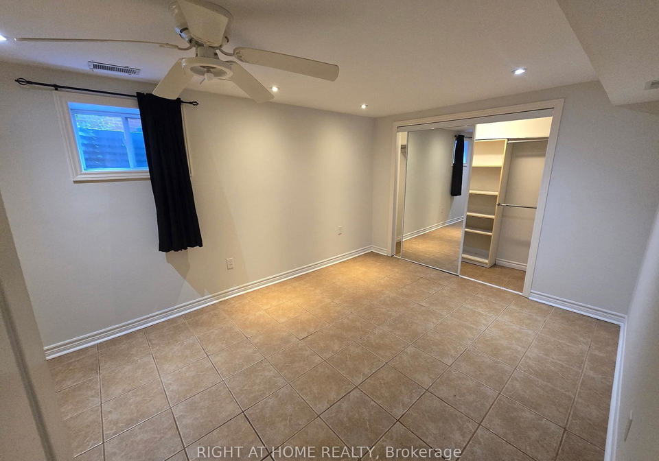 20-lippincott-court-richmond-hill-ontario-n13763822