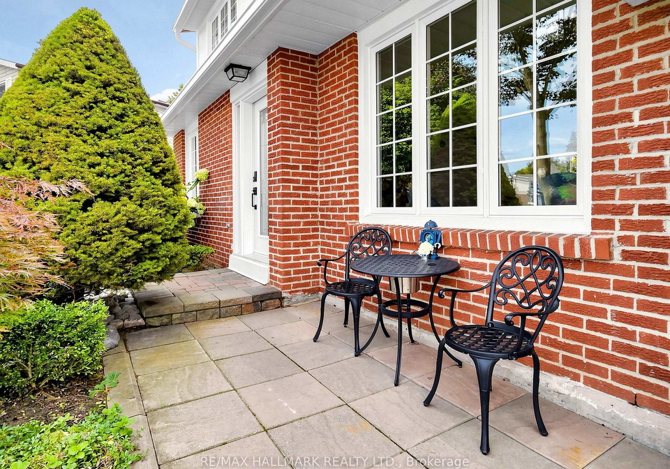 400-handley-crescent-newmarket-ontario-n13764034