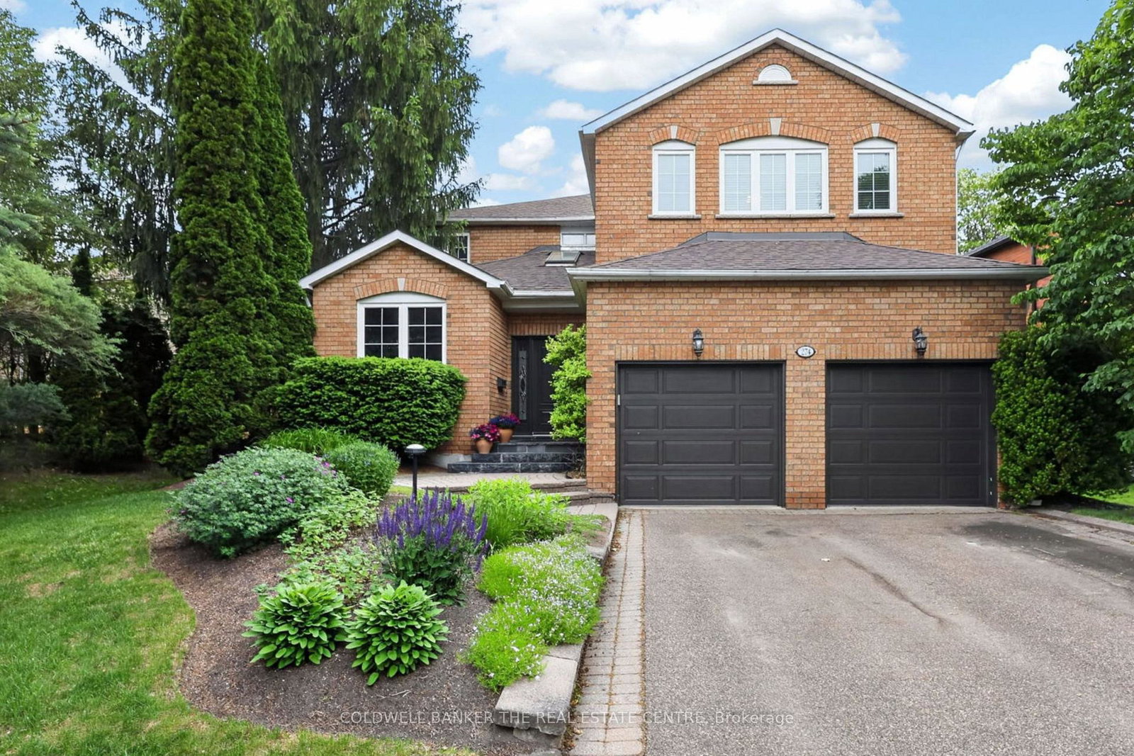 274-kirby-crescent-newmarket-ontario-n13764342