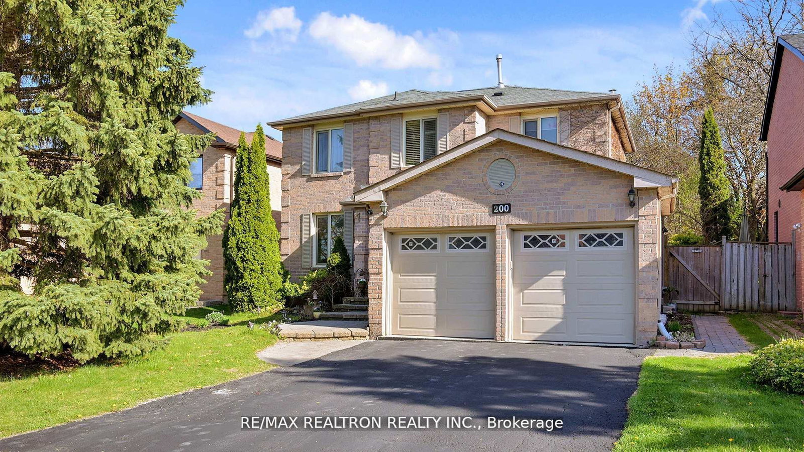 200-mccaffrey-road-newmarket-ontario-n13764940