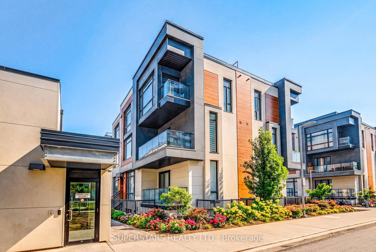 14-david-eyer-road-richmond-hill-ontario-n13765108