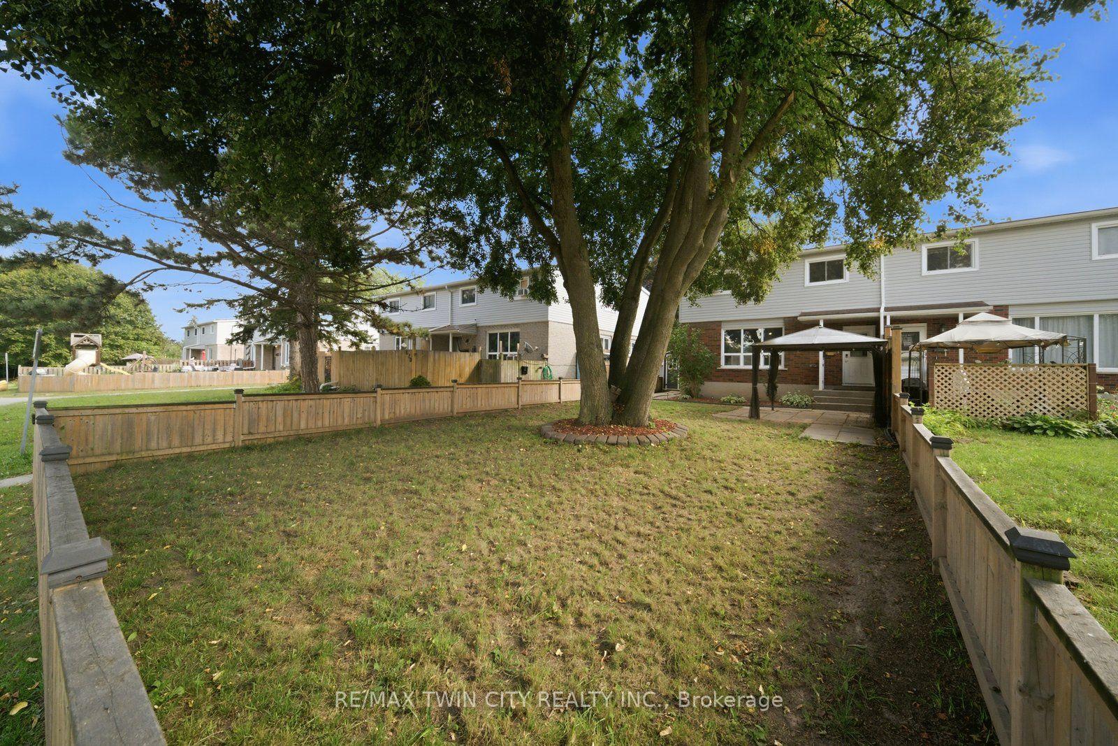 7-63-metcalife-unit-c-metcalfe-crescent-vaughan-ontario-n13765478