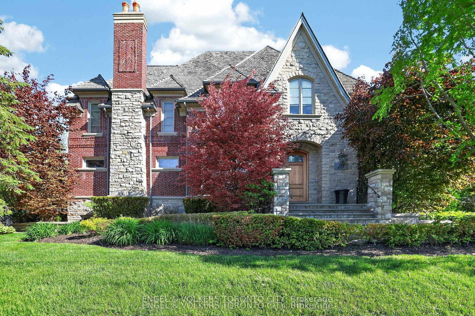 28-long-hill-drive-richmond-hill-ontario-n13765724