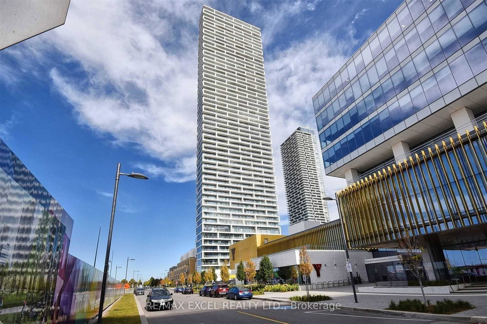 5-buttermill-avenue-vaughan-ontario-n13766264