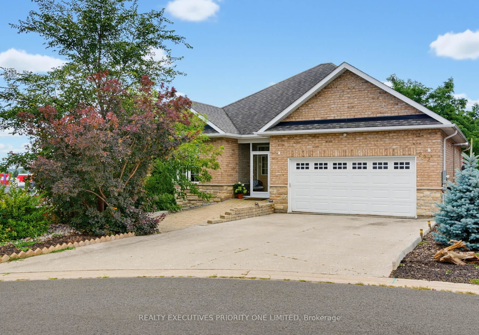202-john-street-w-bradford-west-gwillimbury-ontario-n13766416