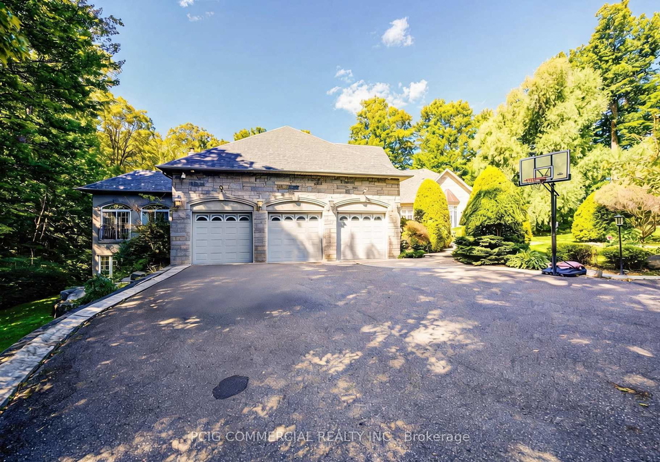 49-offord-crescent-aurora-ontario-n13768044