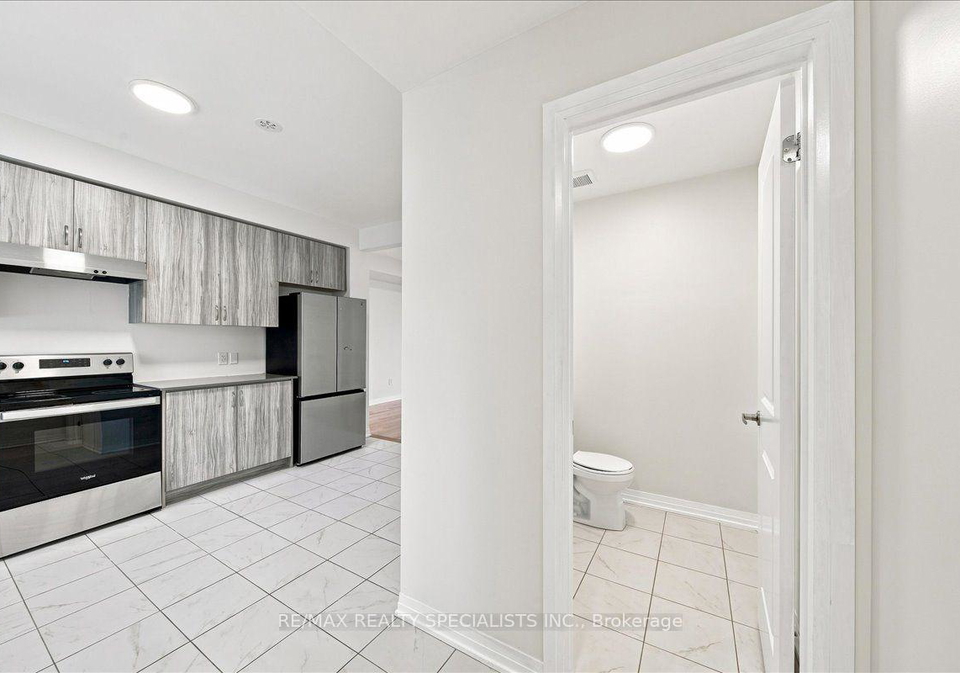 220-dissette-street-bradford-west-gwillimbury-ontario-n13768066