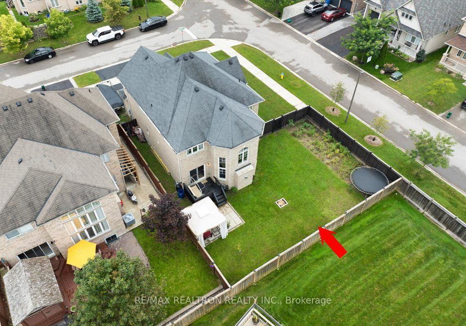 2-bamburg-street-georgina-ontario-n13769390