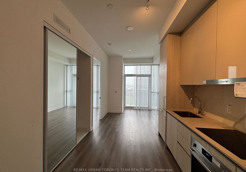 225-commerce-st-street-vaughan-ontario-n13769392