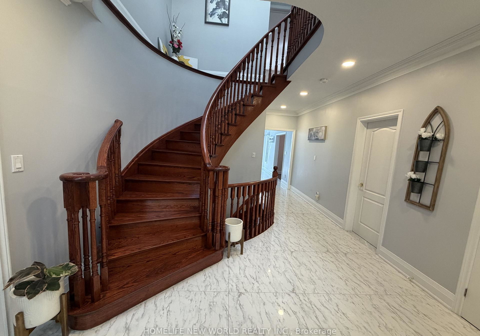 63a-roosevelt-drive-richmond-hill-ontario-n13769824