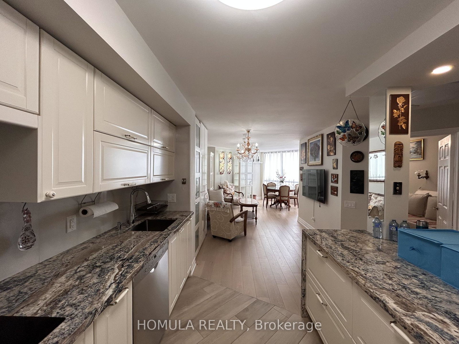 110-promenade-circle-vaughan-ontario-n13770130