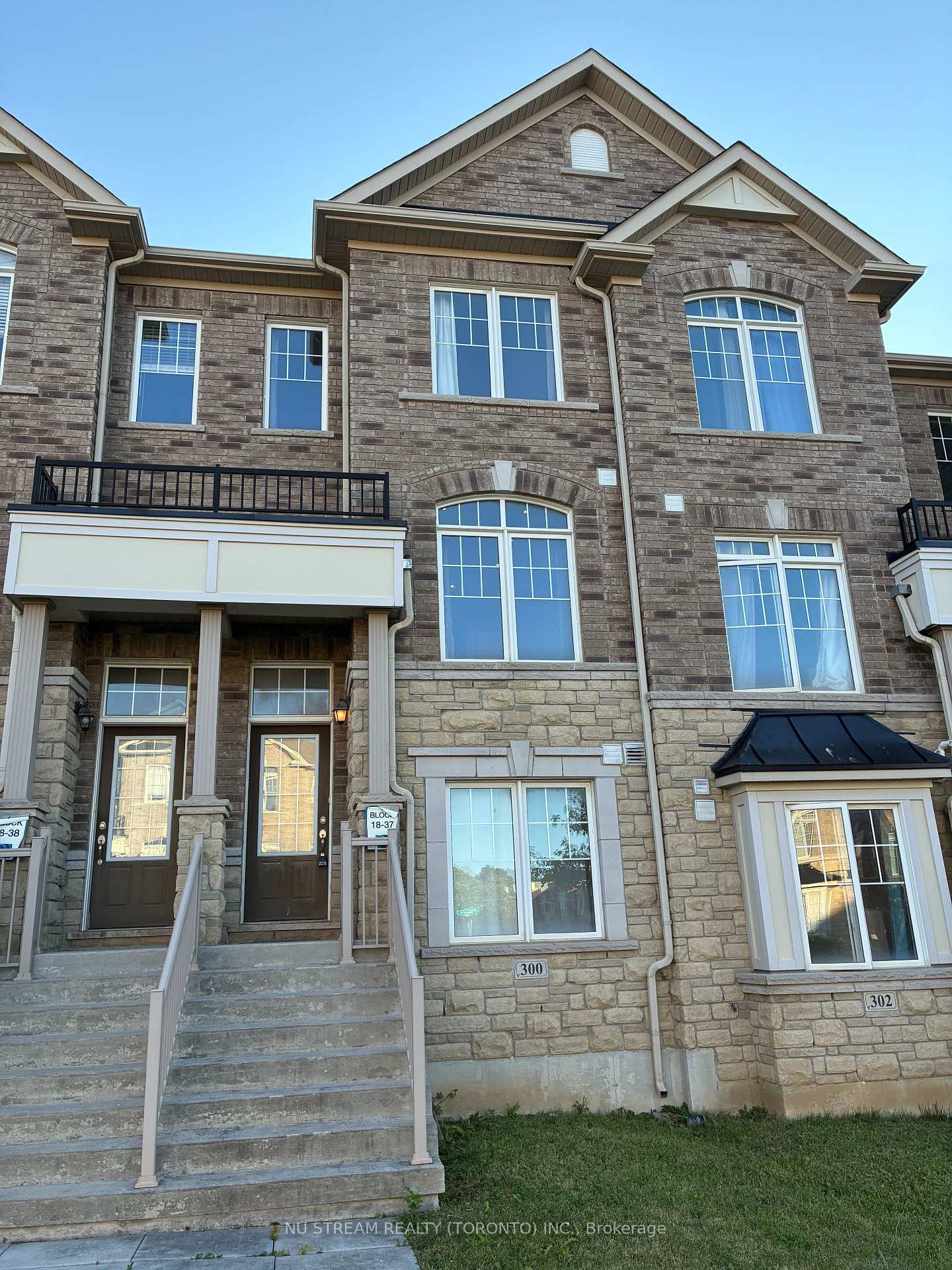 300-delray-drive-markham-ontario-n13770198