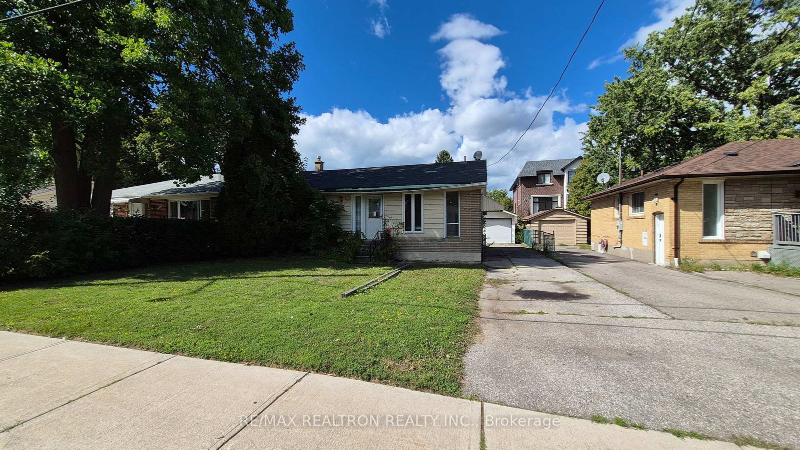 303-boisdale-avenue-richmond-hill-ontario-n13770478