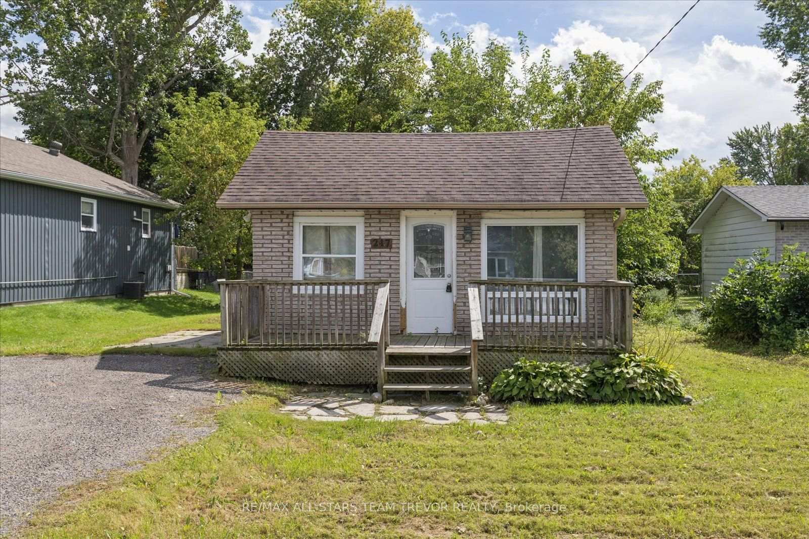 247-parkway-avenue-georgina-ontario-n13770556
