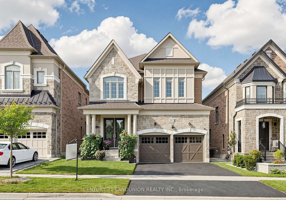 211-touch-gold-crescent-aurora-ontario-n13770744