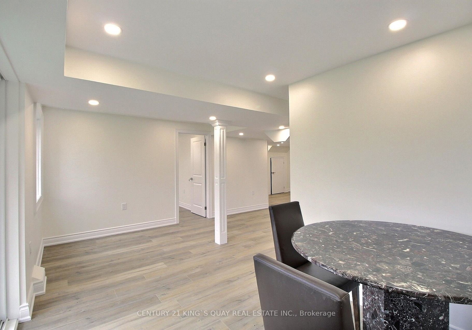 245-ben-sinclair-avenue-east-gwillimbury-ontario-n13771514