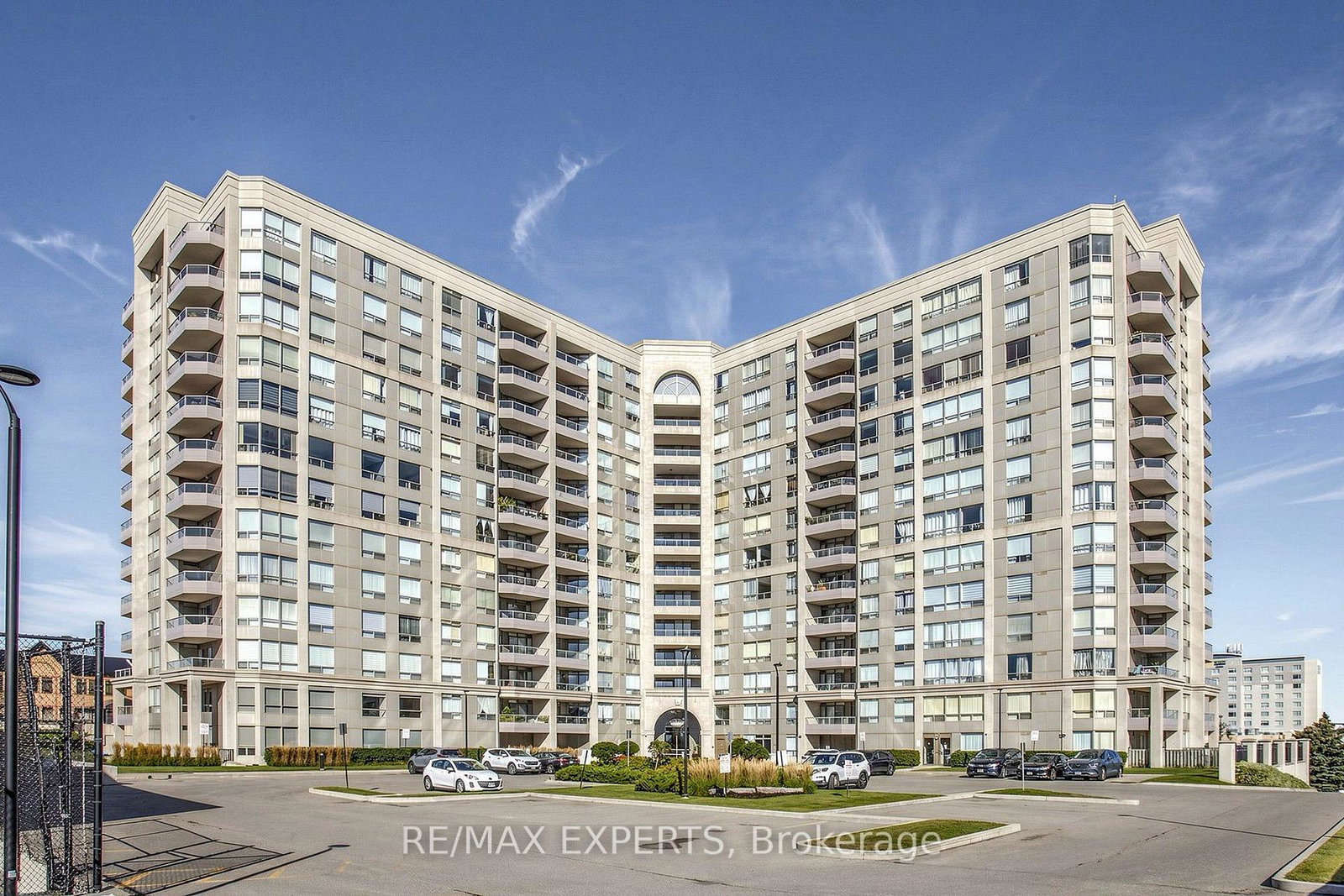 9015-leslie-street-richmond-hill-ontario-n13771742