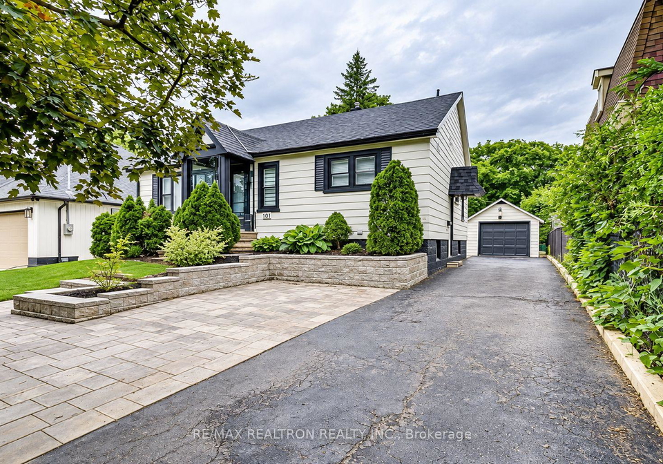 101-arnold-crescent-richmond-hill-ontario-n13772304