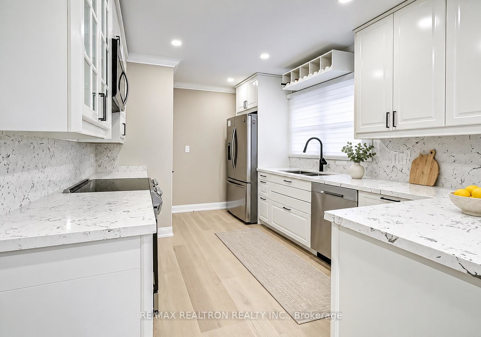 101-arnold-crescent-richmond-hill-ontario-n13772304
