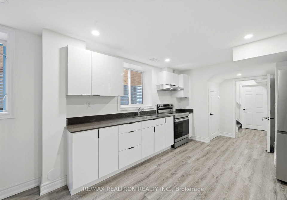 55-bartram-crescent-bradford-west-gwillimbury-ontario-n13772470