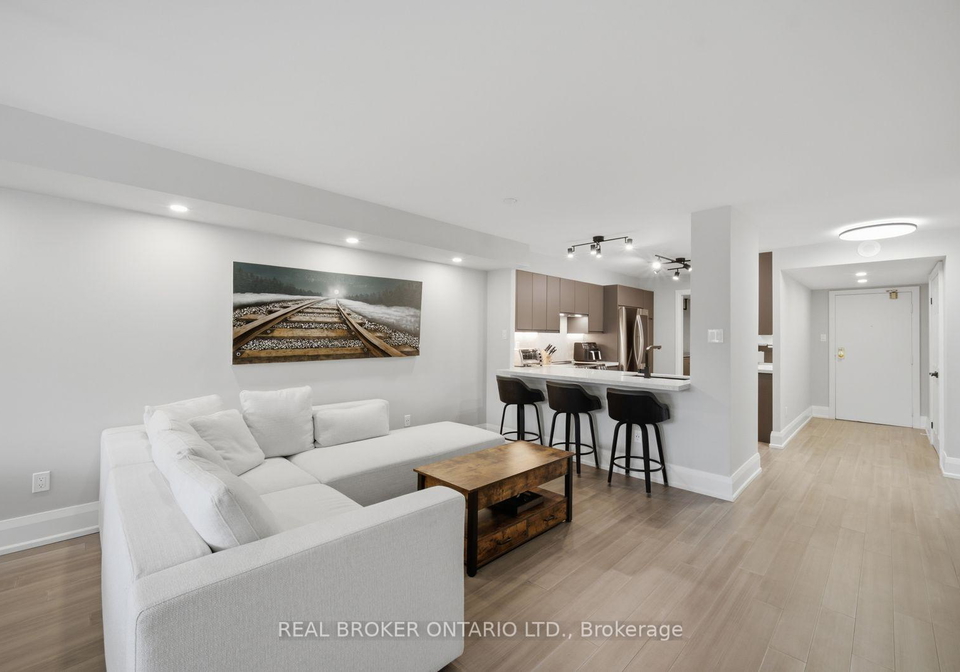 100-arbors-lane-vaughan-ontario-n13772622