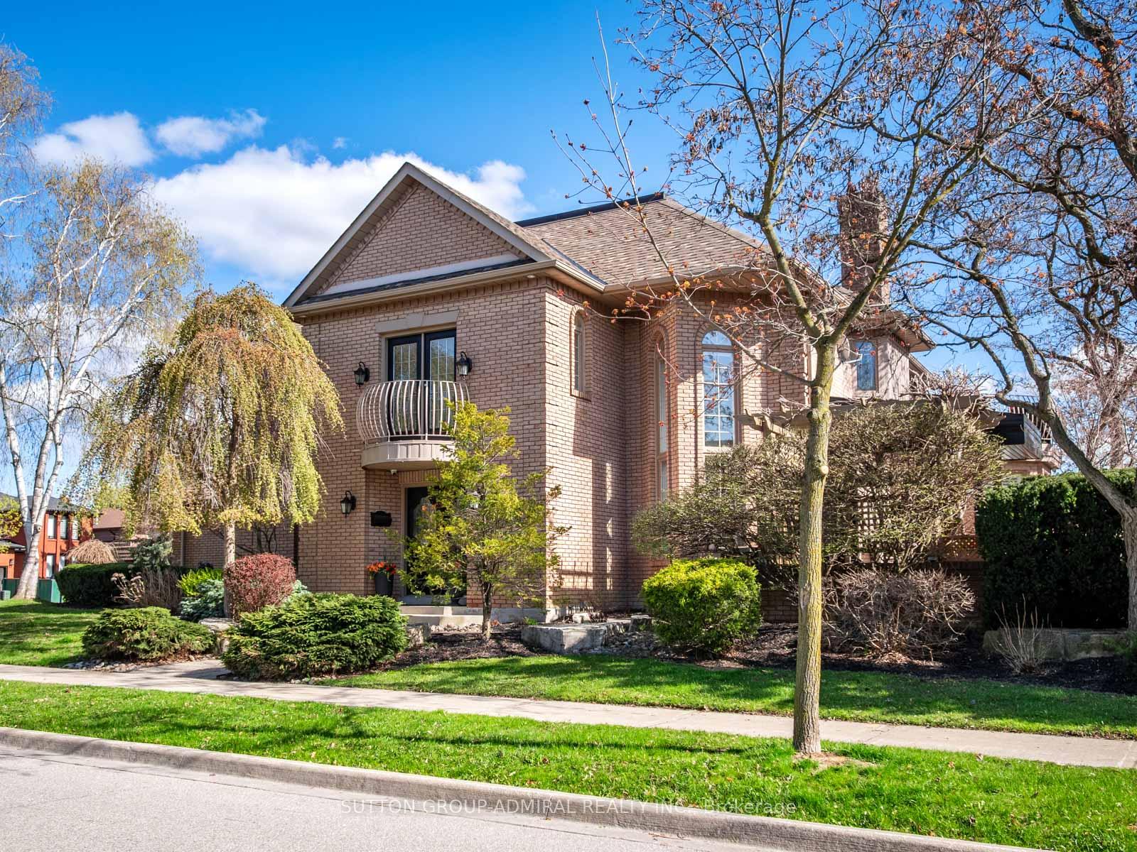 6-colton-crescent-s-vaughan-ontario-n13773232