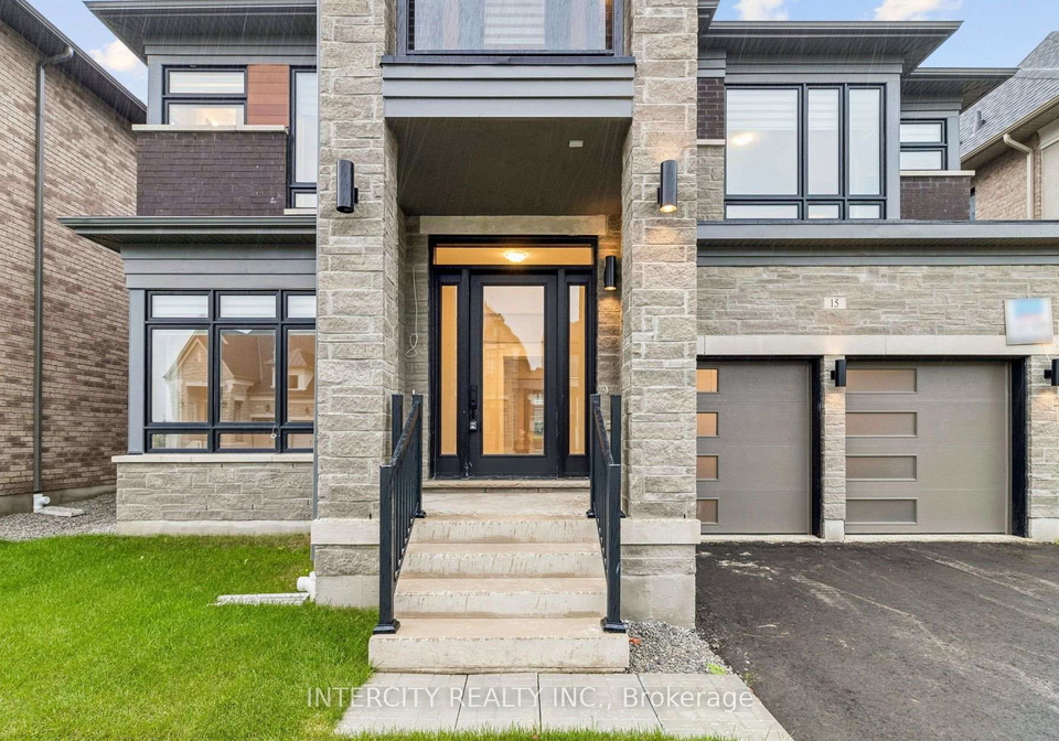 15-garriock-hall-avenue-king-ontario-n13774116