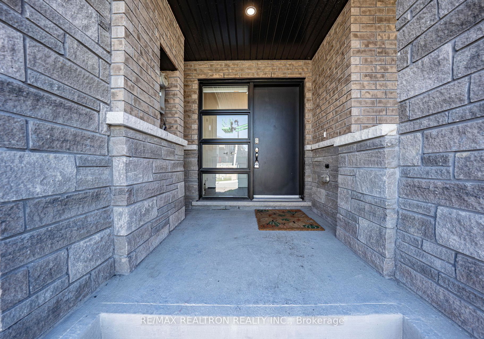 6-harvey-bunker-crescent-markham-ontario-n13774274