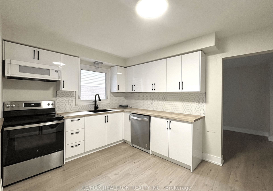 296-john-bowser-crescent-newmarket-ontario-n13774406