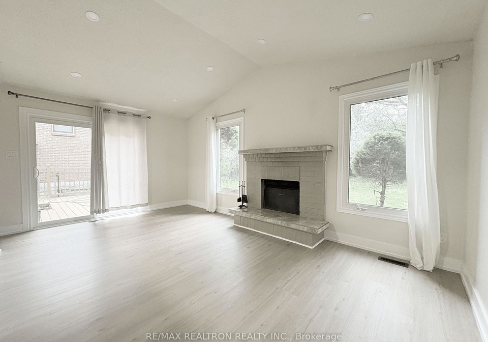 296-john-bowser-crescent-newmarket-ontario-n13774406