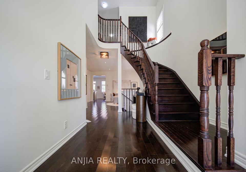 68-old-field-crescent-east-gwillimbury-ontario-n13774412