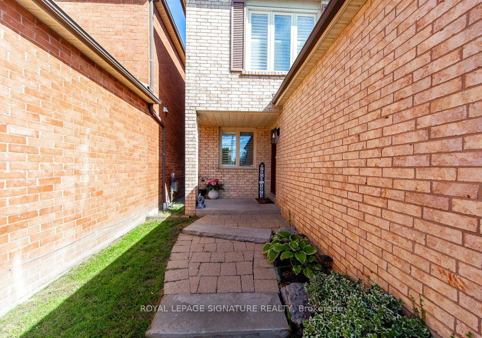 28-augusta-court-markham-ontario-n13774452