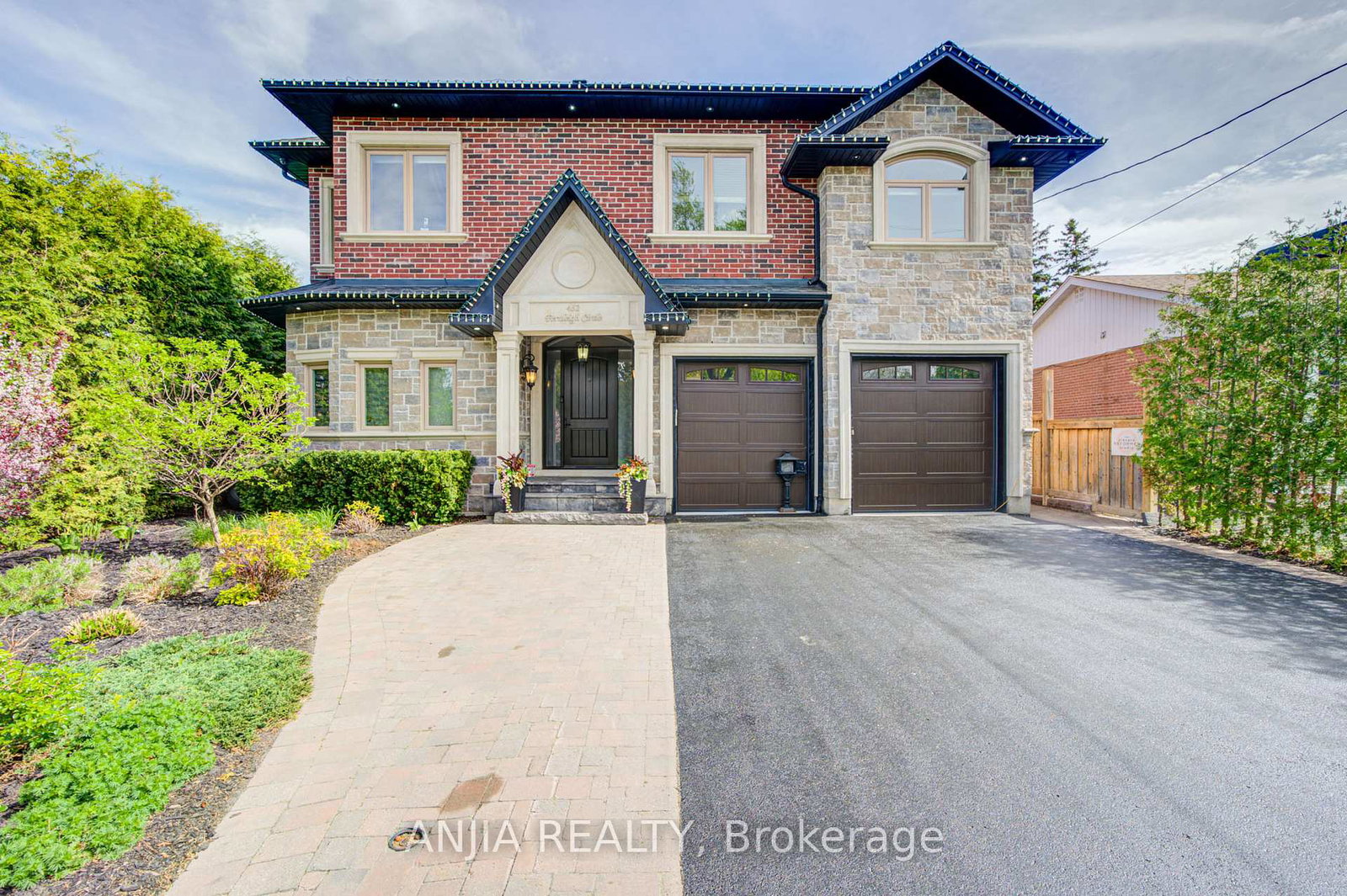 452-fernleigh-circle-s-richmond-hill-ontario-n13774726