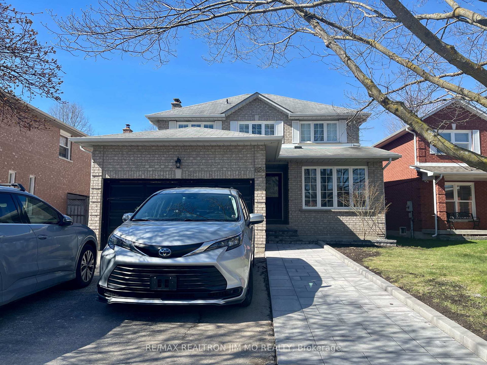 824-college-manor-drive-newmarket-ontario-n13775558