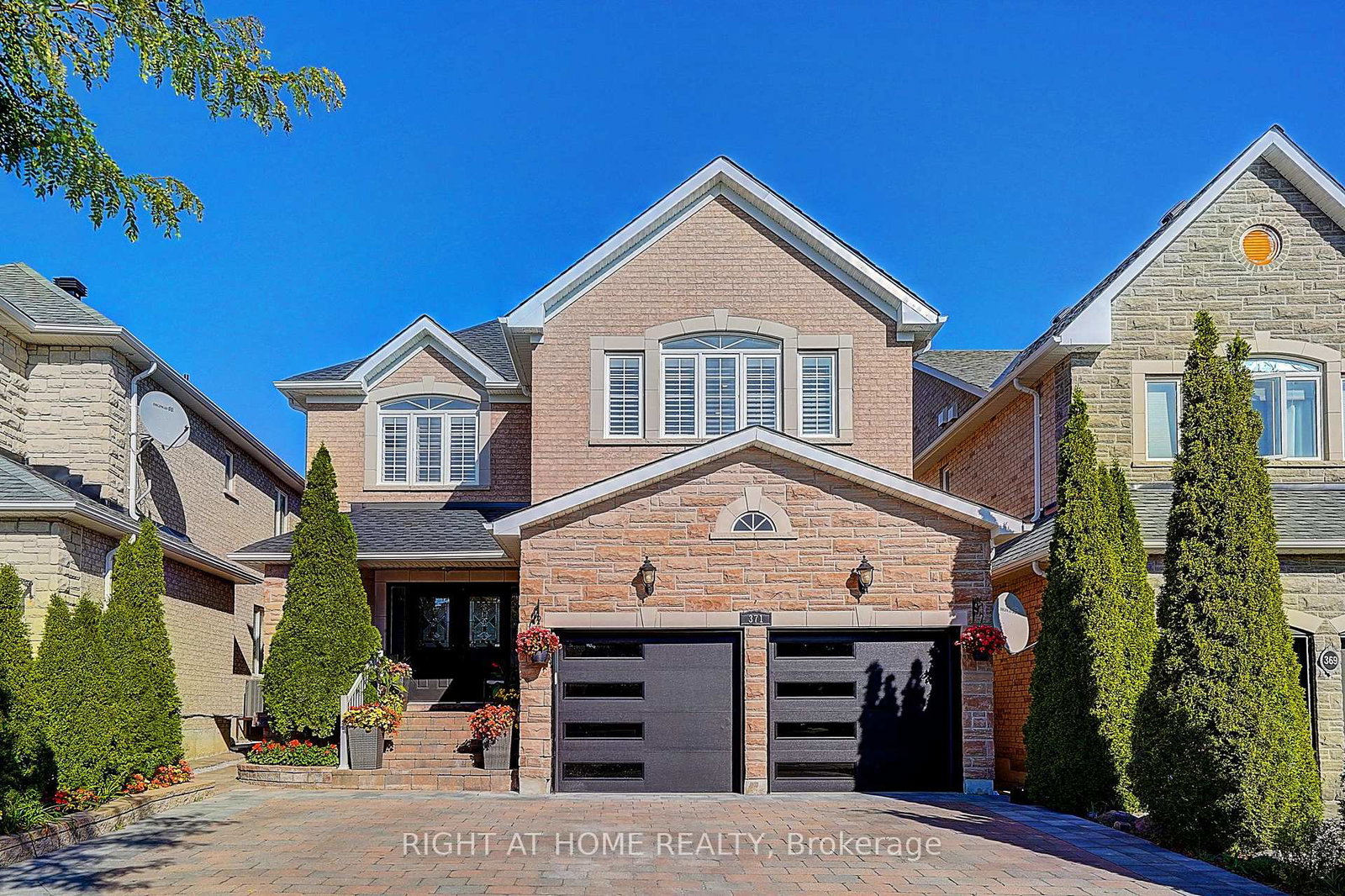 371-redstone-road-richmond-hill-ontario-n13775848