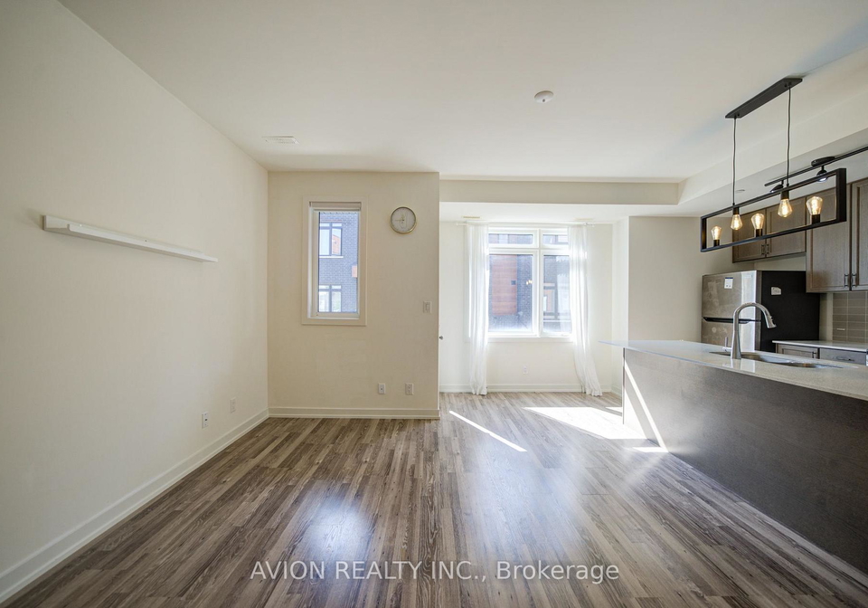 370-red-maple-road-richmond-hill-ontario-n13776056