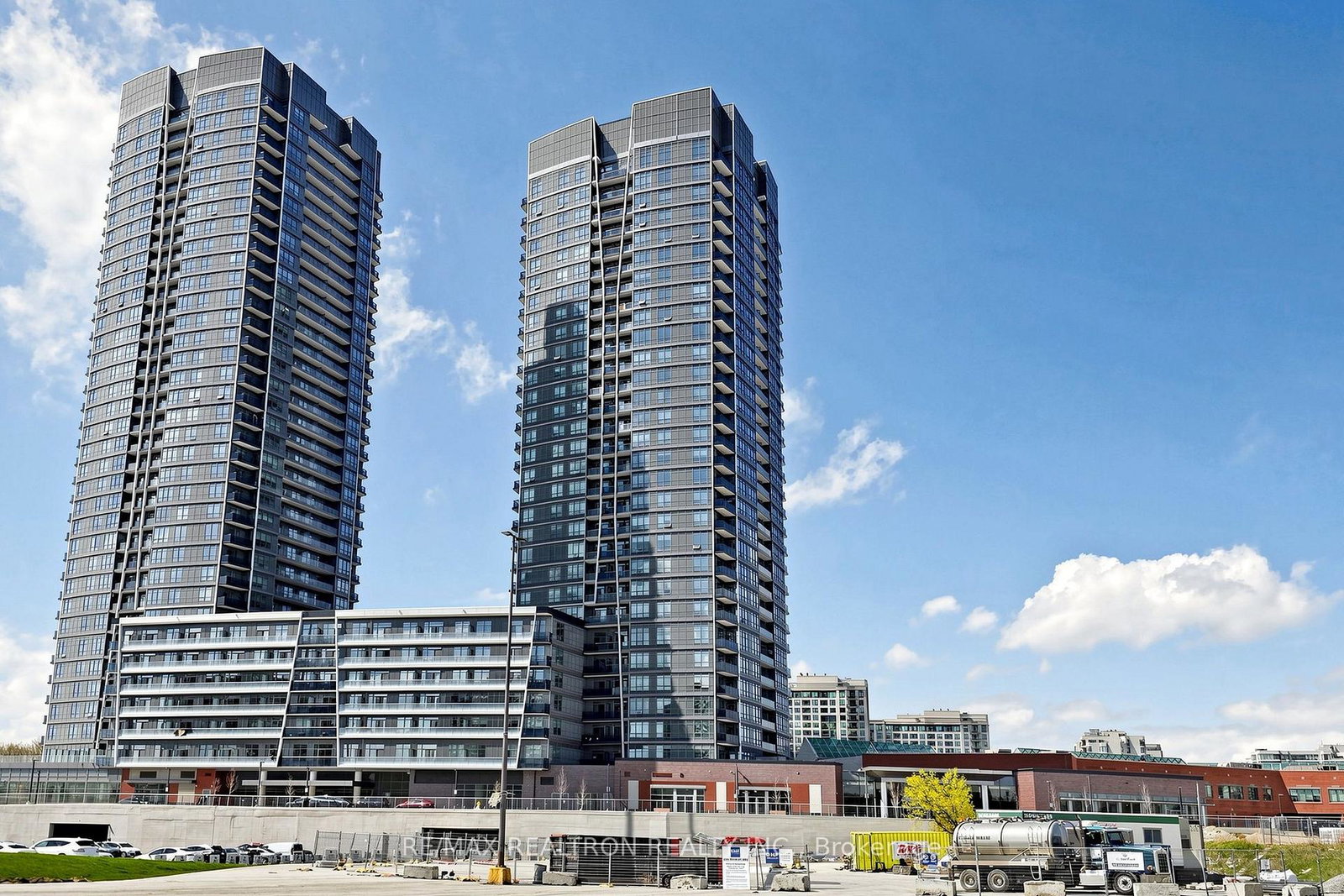 50-upper-mall-way-vaughan-ontario-n13776566