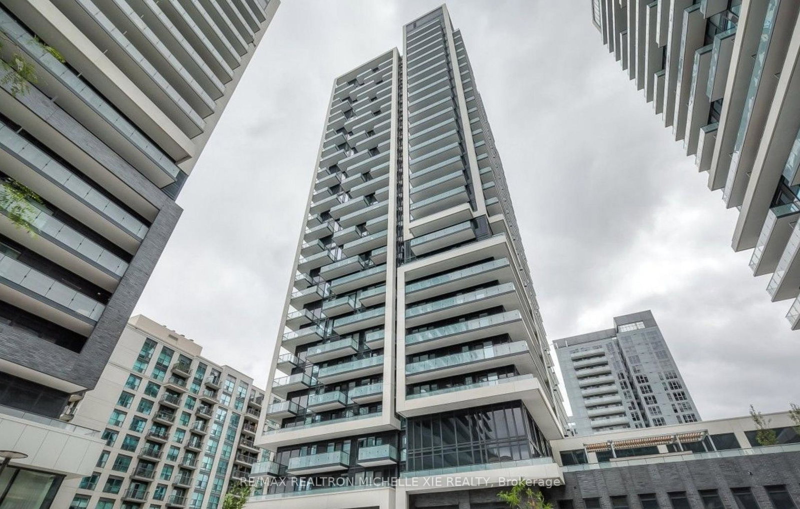 105-oneida-crescent-richmond-hill-ontario-n13776672
