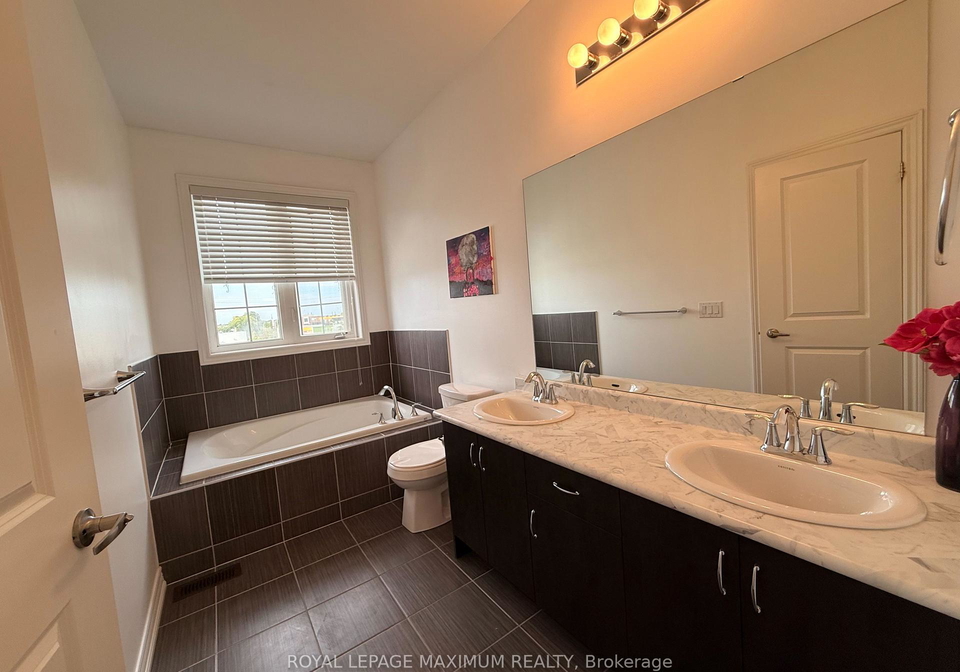 76-blackwell-crescent-bradford-west-gwillimbury-ontario-n13776772