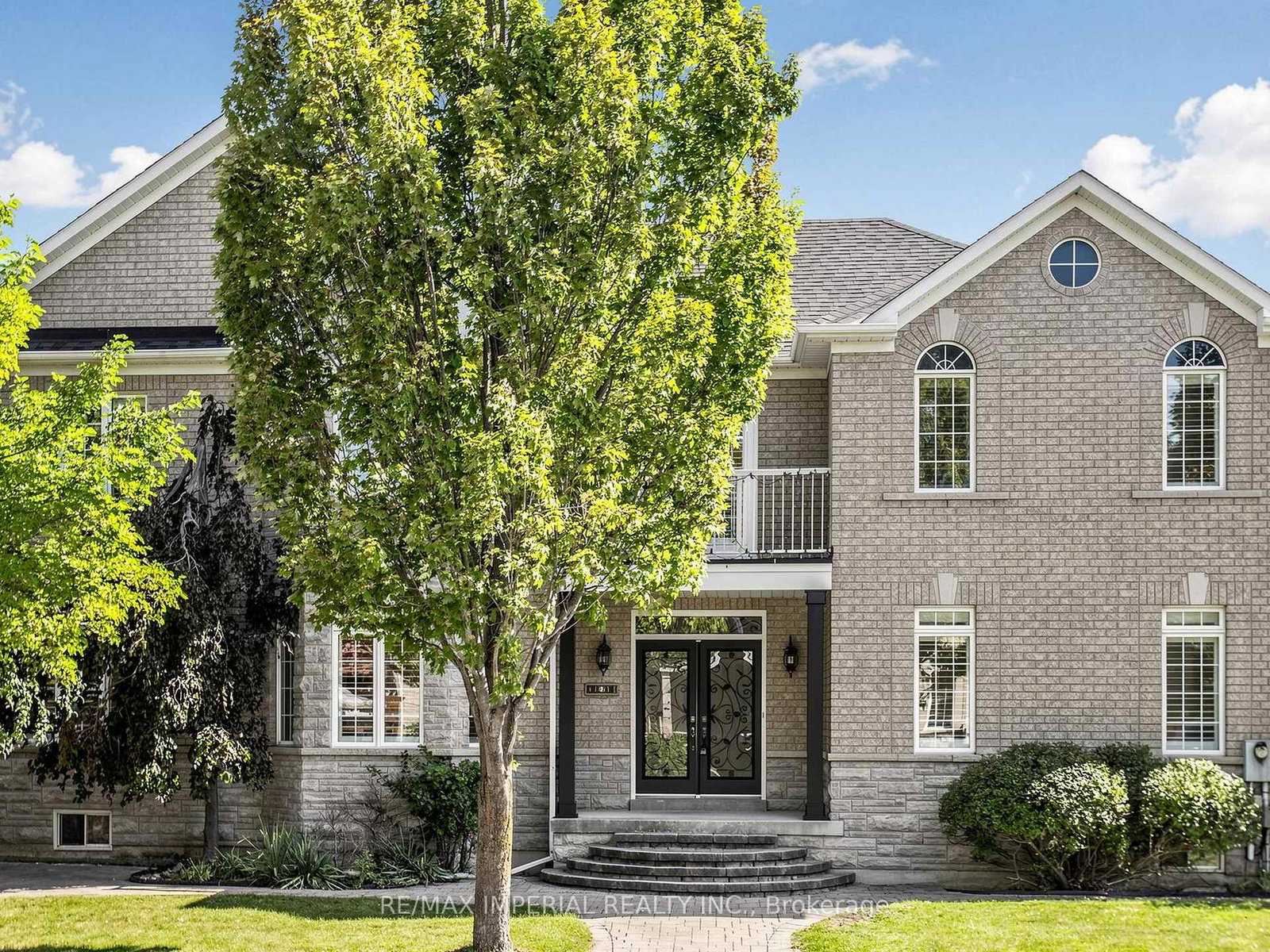 2-andes-crescent-vaughan-ontario-n13776862