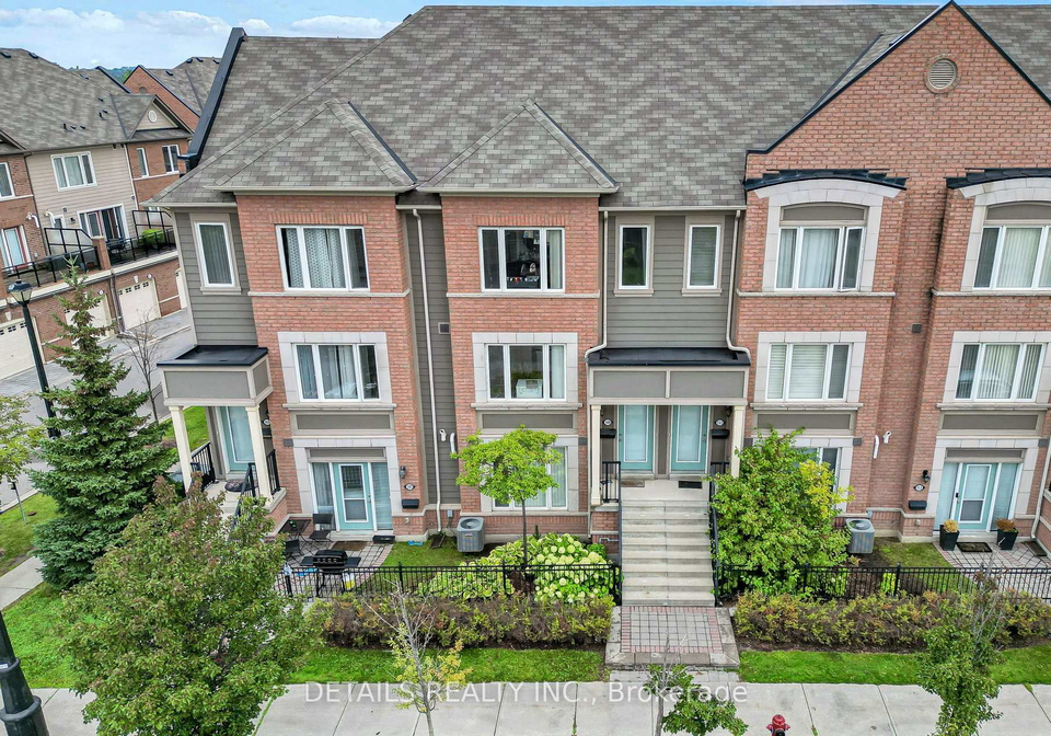 149-lewis-honey-drive-aurora-ontario-n13776944